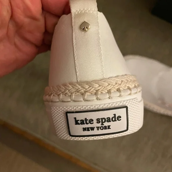 NWT Kate Spade Loren Sneaker - Picture 8 of 8